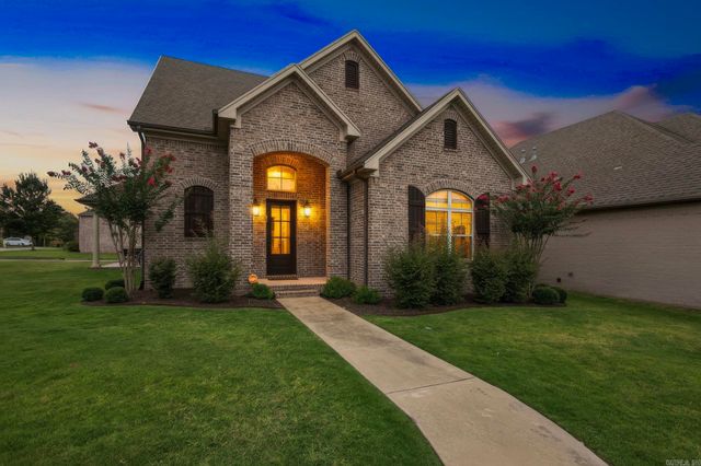 65 Wildwood Place Circle, Little Rock, AR 72223