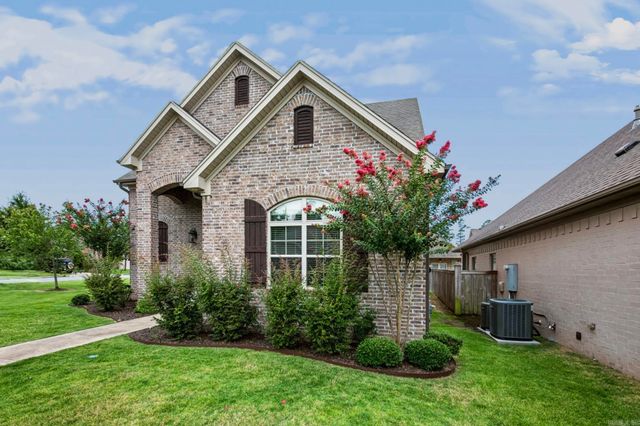 65 Wildwood Place Circle, Little Rock, AR 72223