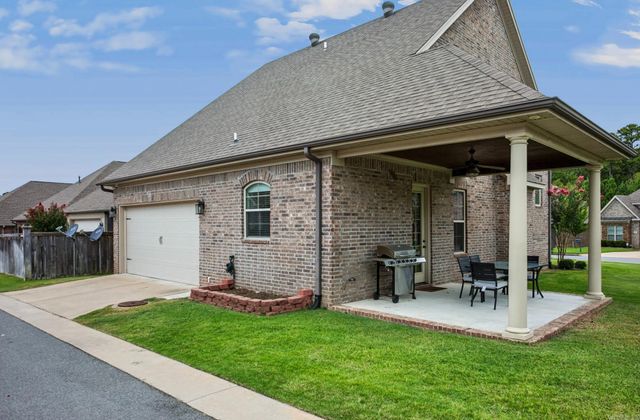 65 Wildwood Place Circle, Little Rock, AR 72223