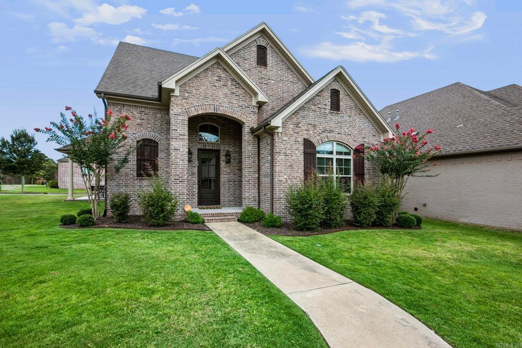 65 Wildwood Place Circle, Little Rock, AR 72223