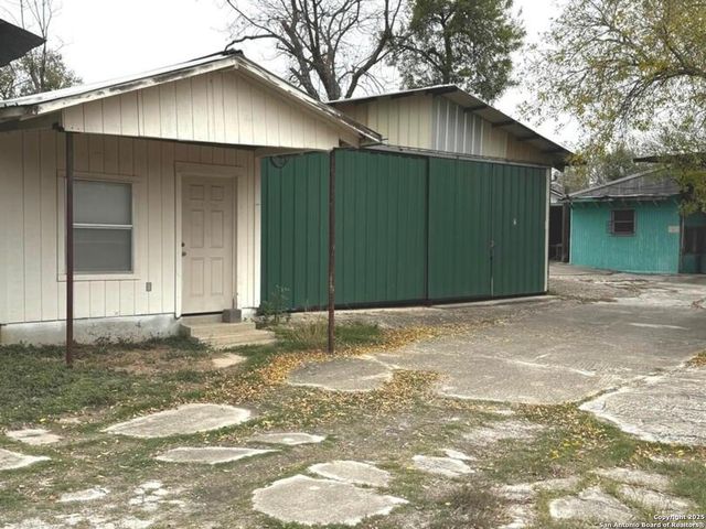3150 churchill, Converse, TX 78109