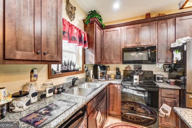 685 Chopped Oak Road, Ellijay, GA 30540