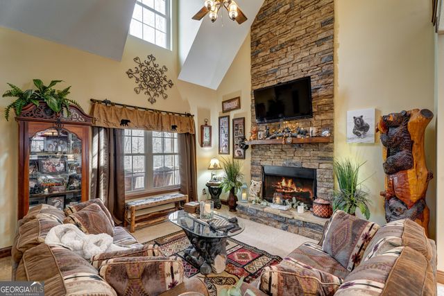 685 Chopped Oak Road, Ellijay, GA 30540