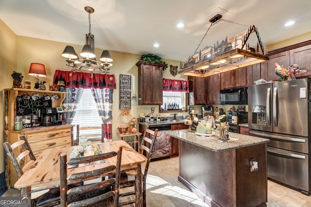 685 Chopped Oak Road, Ellijay, GA 30540