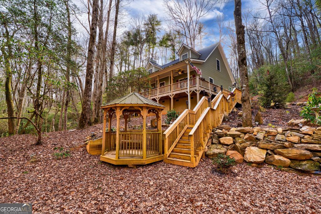 685 Chopped Oak Road, Ellijay, GA 30540