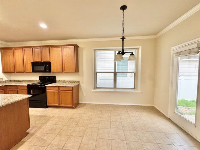 932 King George Lane, Savannah, TX 76227