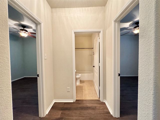 932 King George Lane, Savannah, TX 76227