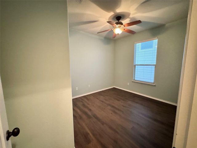932 King George Lane, Savannah, TX 76227
