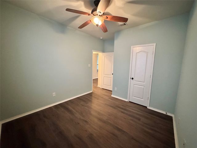 932 King George Lane, Savannah, TX 76227