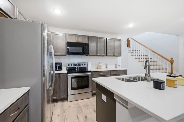 1632 E Arlington Avenue, Fort Worth, TX 76104
