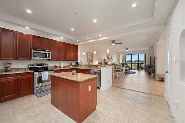 1340 ROCK DOVE COURT 123, Punta Gorda, FL 33950