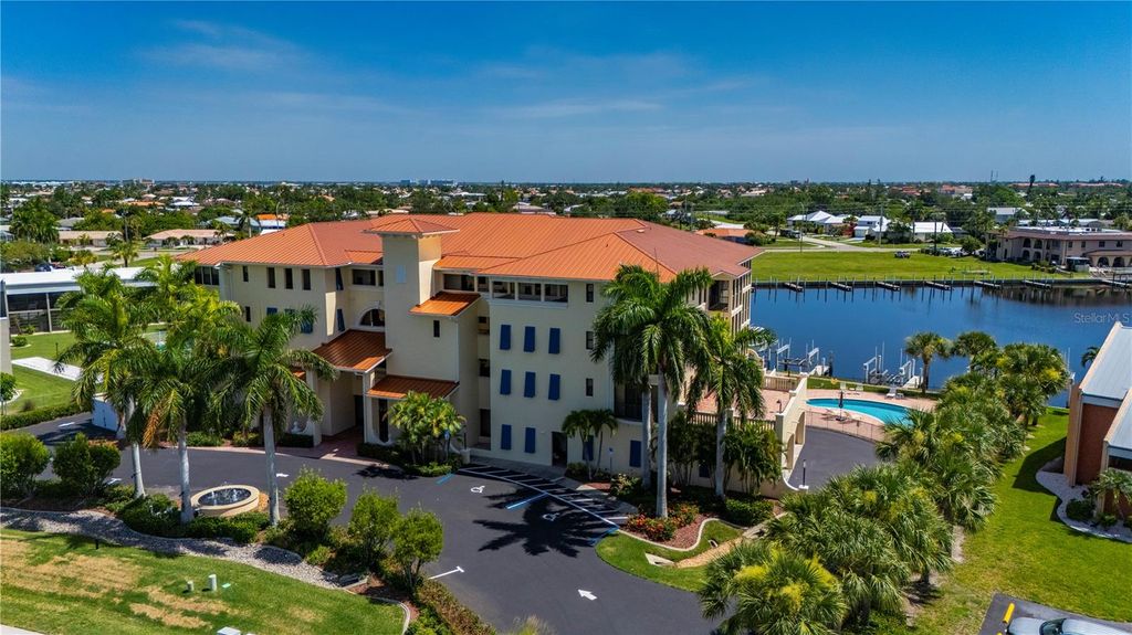 1340 ROCK DOVE COURT 123, Punta Gorda, FL 33950