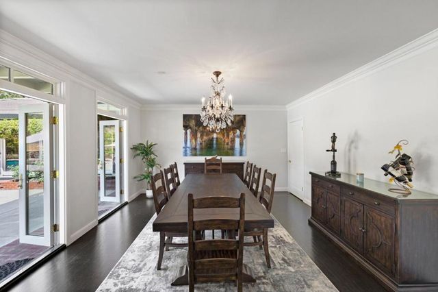 452 Roblar Avenue, Hillsborough, CA 94010