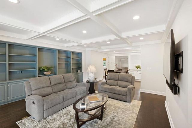 452 Roblar Avenue, Hillsborough, CA 94010