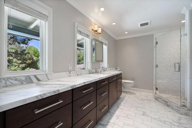 452 Roblar Avenue, Hillsborough, CA 94010