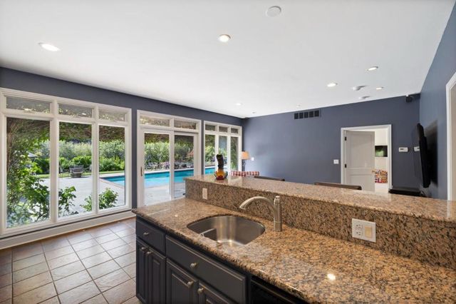452 Roblar Avenue, Hillsborough, CA 94010