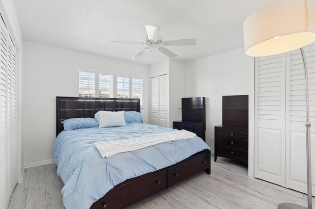 117 Lehane Terrace 210, North Palm Beach, FL 33408