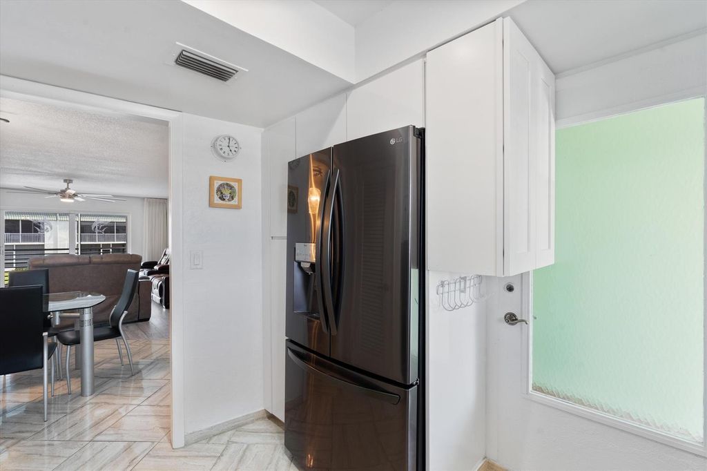 117 Lehane Terrace 210, North Palm Beach, FL 33408