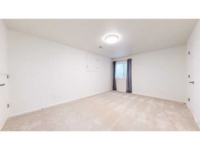 2112 Creekwood Ct, Fort Collins, CO 80525