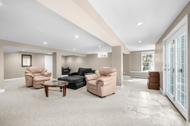 9 Saddleback, Plymouth, MA 02360