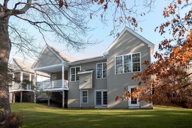 9 Saddleback, Plymouth, MA 02360