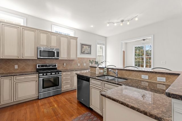 9 Saddleback, Plymouth, MA 02360