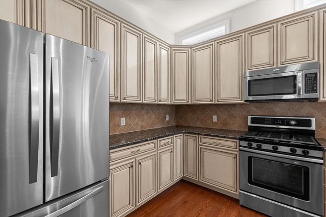 9 Saddleback, Plymouth, MA 02360