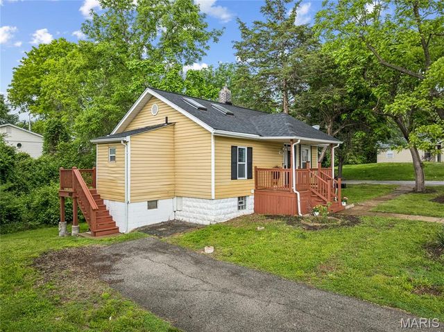 436 Meacham Street, Kirkwood, MO 63122