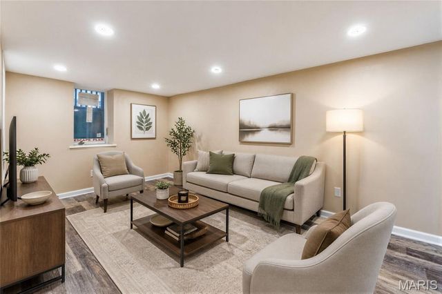 436 Meacham Street, Kirkwood, MO 63122