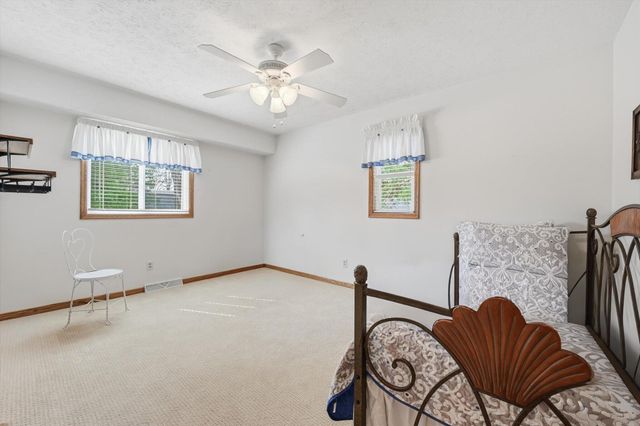 312 FOREST Drive, Bellevue, NE 68005
