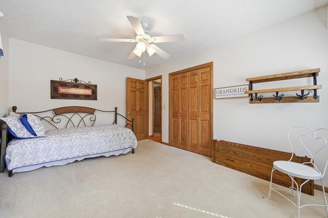 312 FOREST Drive, Bellevue, NE 68005
