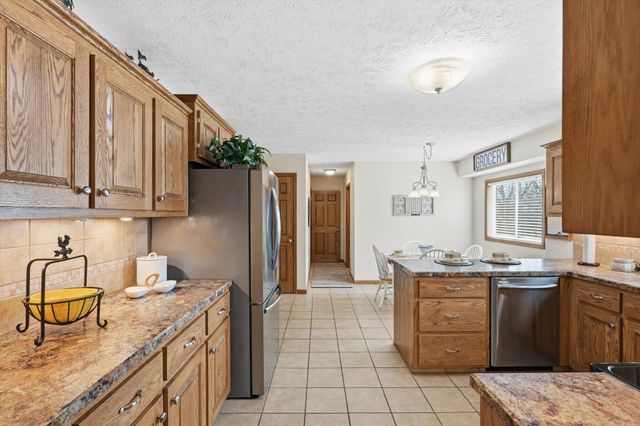 312 FOREST Drive, Bellevue, NE 68005