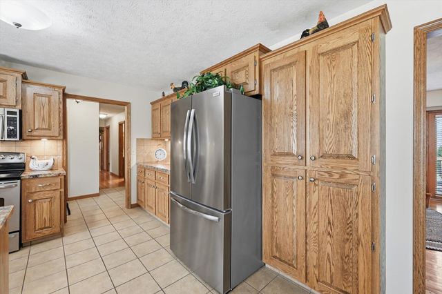 312 FOREST Drive, Bellevue, NE 68005