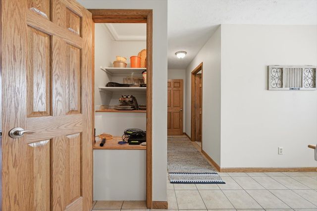 312 FOREST Drive, Bellevue, NE 68005