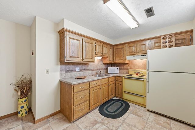 312 FOREST Drive, Bellevue, NE 68005