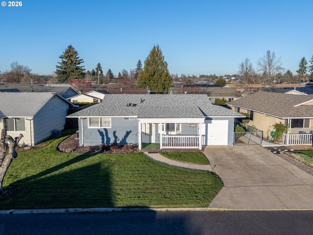 1379 SALLAL Rd, Woodburn, OR 97071