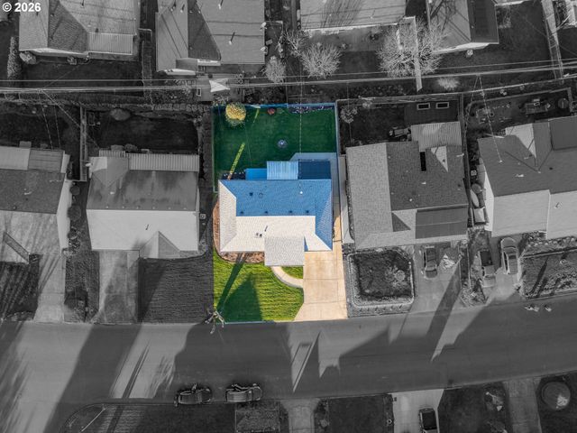 1379 SALLAL Rd, Woodburn, OR 97071