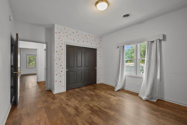 700 Paradise Drive, Stoughton, WI 53589