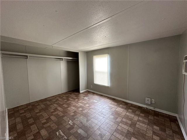 7945 Hart DR, North Fort Myers, FL 33917