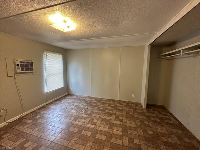 7945 Hart DR, North Fort Myers, FL 33917