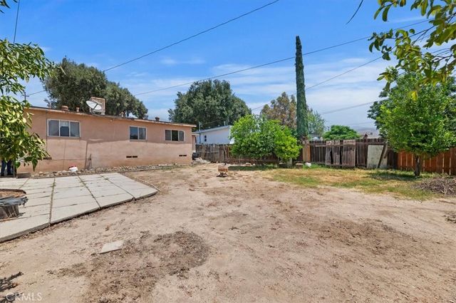 227 E 47th, San Bernardino, CA 92404