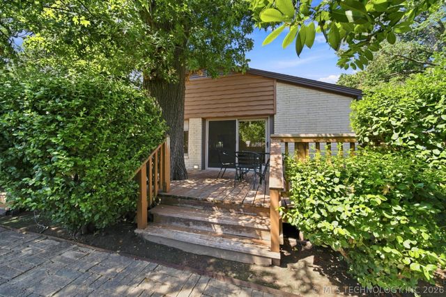 2706 E 57th Street, Tulsa, OK 74105