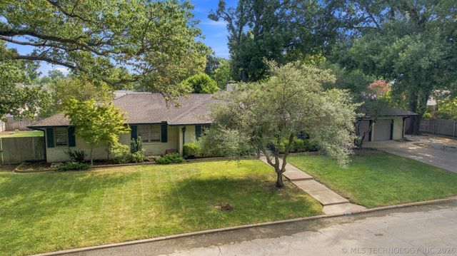2706 E 57th Street, Tulsa, OK 74105