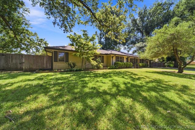 2706 E 57th Street, Tulsa, OK 74105