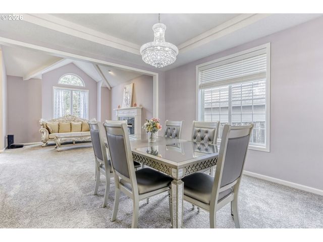 14324 Se NEHALEM Ct, Portland, OR 97236