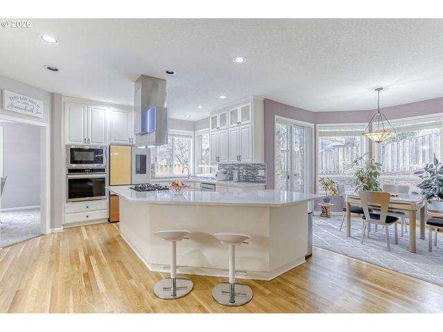 14324 Se NEHALEM Ct, Portland, OR 97236