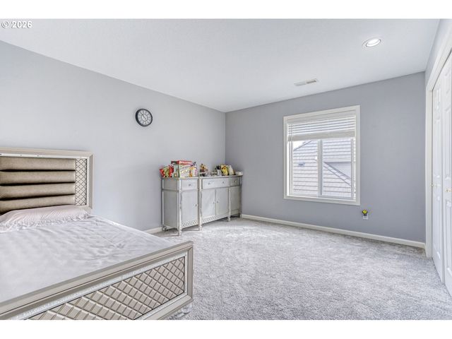 14324 Se NEHALEM Ct, Portland, OR 97236