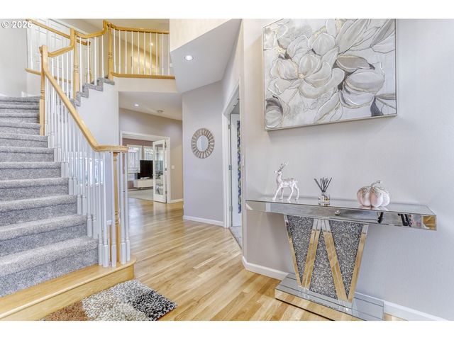 14324 Se NEHALEM Ct, Portland, OR 97236