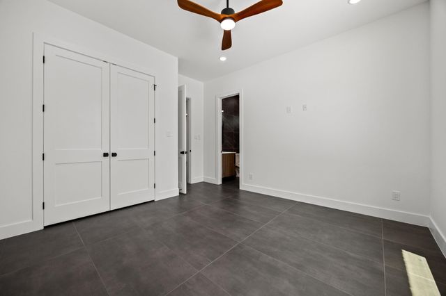 71 Camden Hills Drive, Montgomery, TX 77356