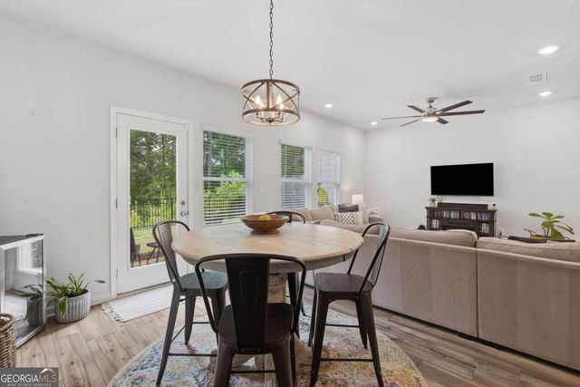 350 Timberland Avenue, Dawsonville, GA 30534